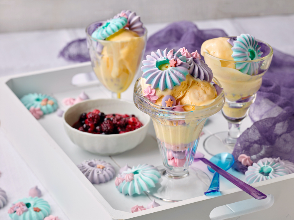Baiser Eisbecher